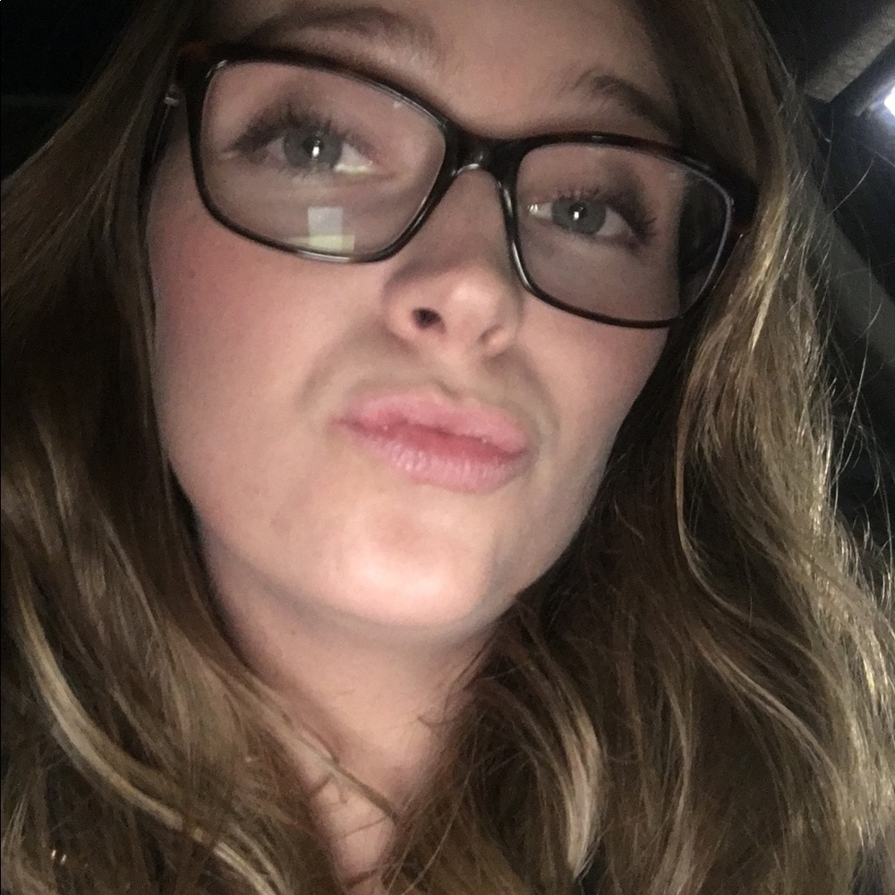 Meet your Posher, Erin